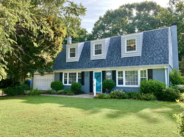 812 Brooke Rd, Virginia Beach, VA 23454