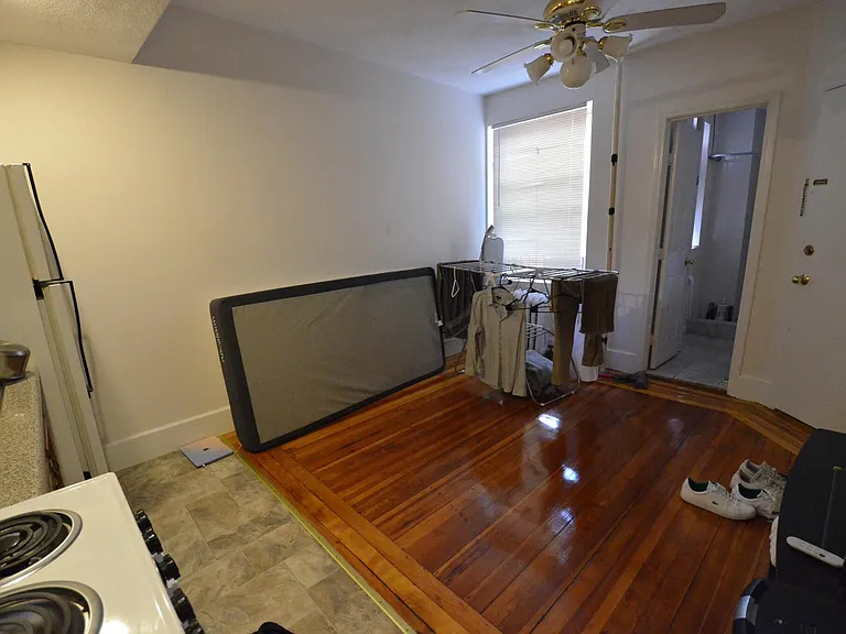 45 Symphony Rd #404 — Photo 7