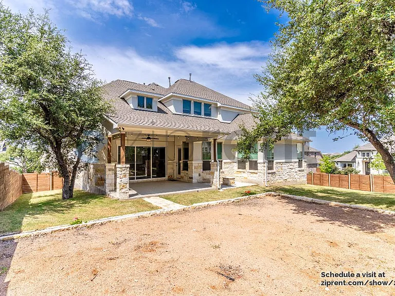 7601 Paruline Dr — Photo 23