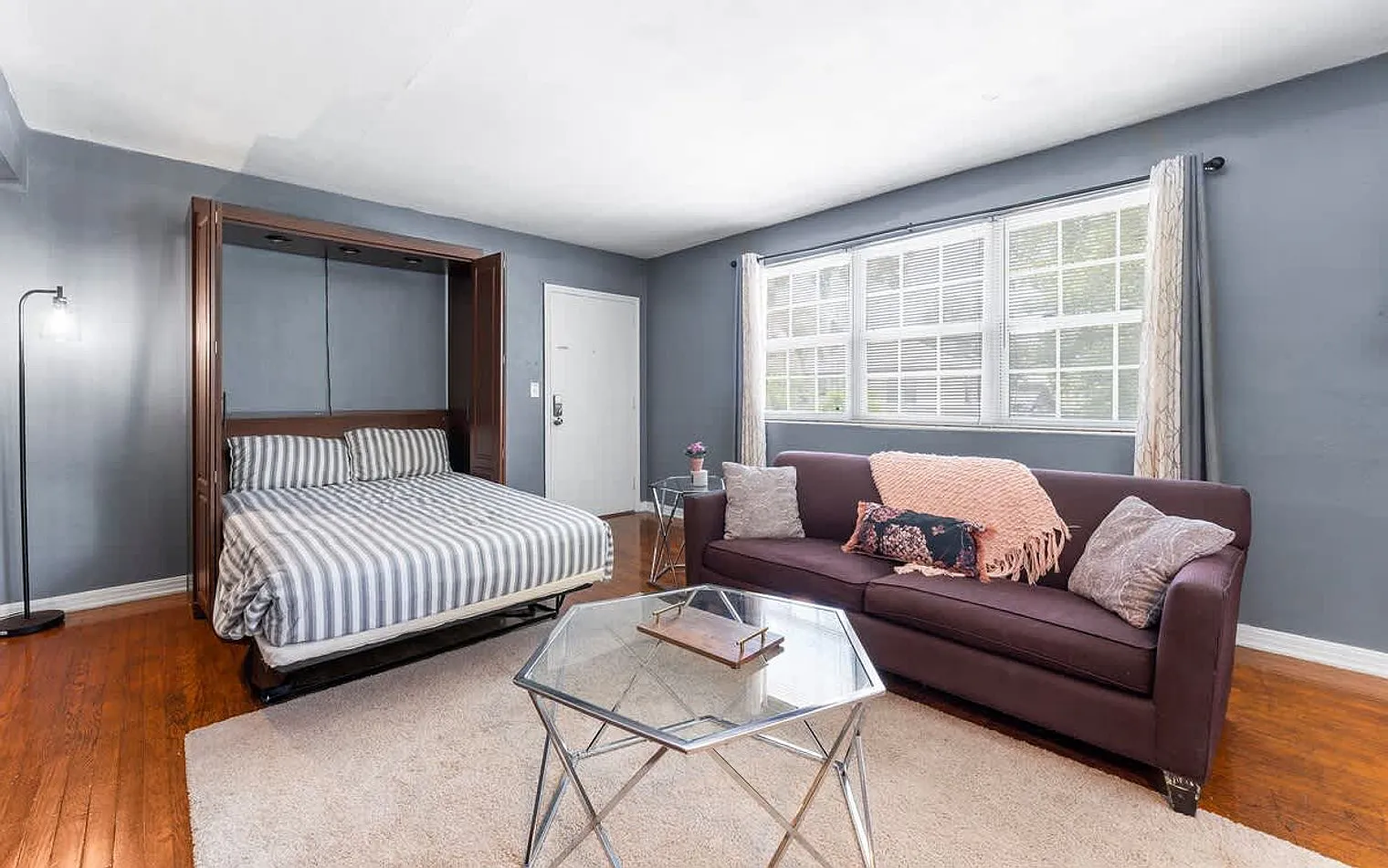 1 bed, 1.0 bath, 893 sqft, $2,459 — Photo 2