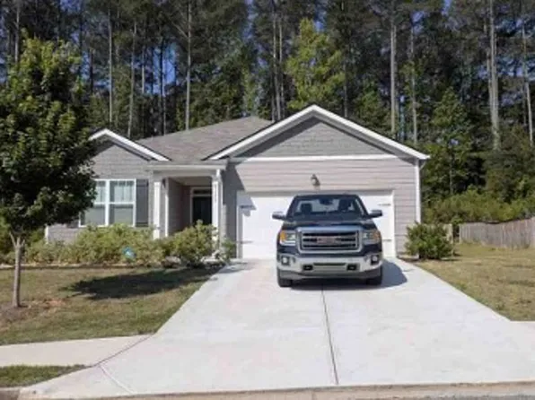 5375 Coldstream Dr, Fairburn, GA 30213