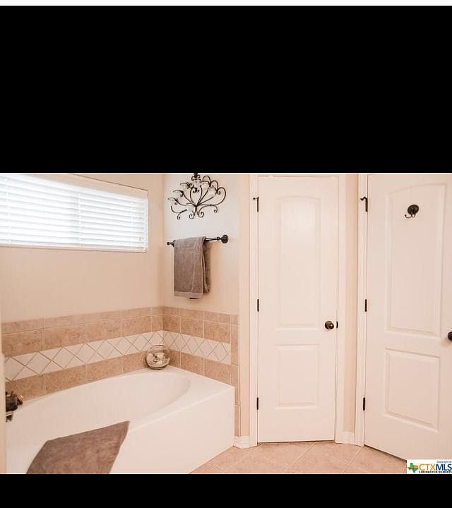 1st image of 6610 Brooks Dr