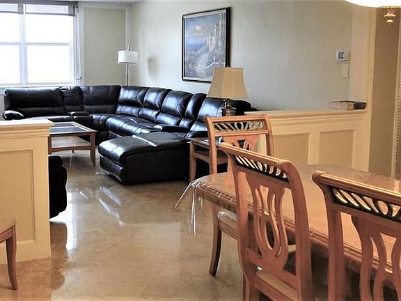 2nd image of 4250 Galt Ocean Dr APT 1A