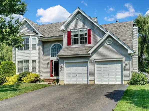 19 Janelle Dr, Barnegat, NJ 08005