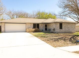 2308 Trails End, Kerrville, TX 78028