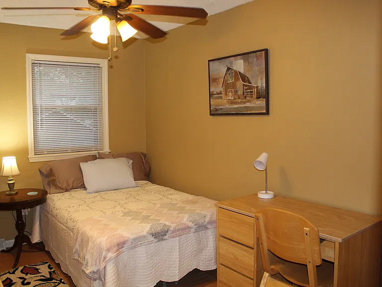 405 Mimosa Ct #6 — Photo 7