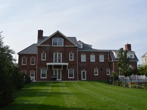 5020 Grosvenor Avenue image 8 of 8