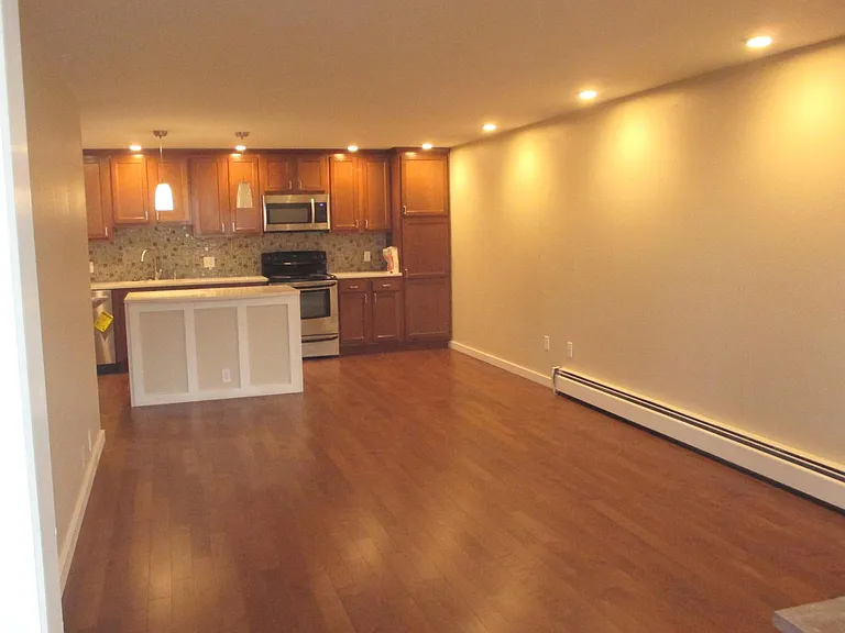 1233 N Ogden St #409 — Photo 6