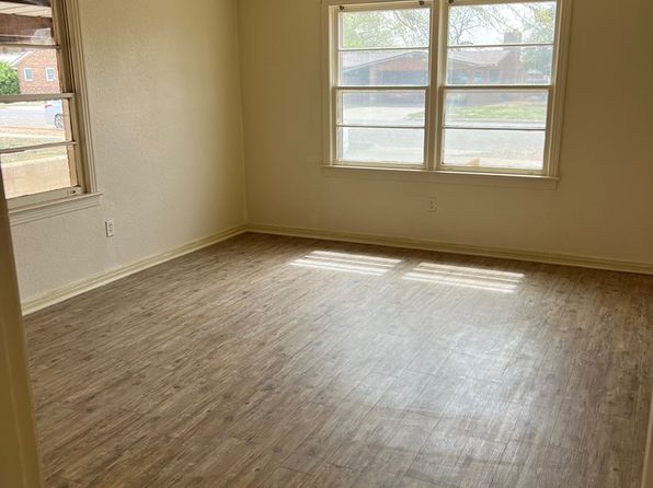 414 N 15th St #A, Lamesa, TX 79331