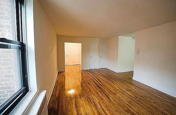 1st image of 41-12 Parsons Blvd #411