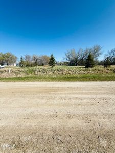 Lincoln Avenue Wells St, Pingree, ND, 58476