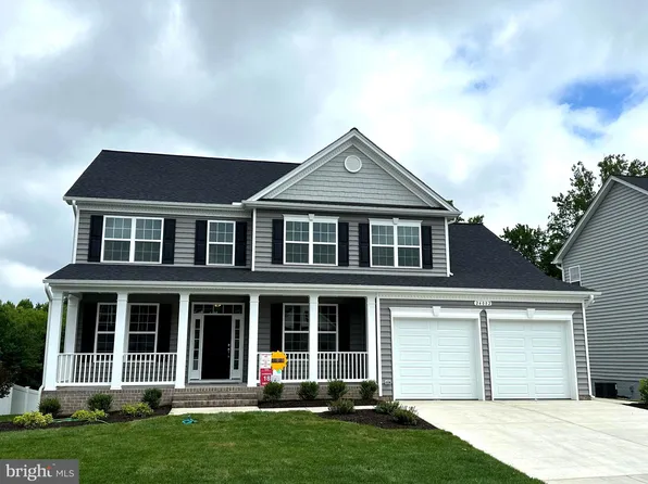 24082 Woodmore Dr, Hollywood, MD 20636