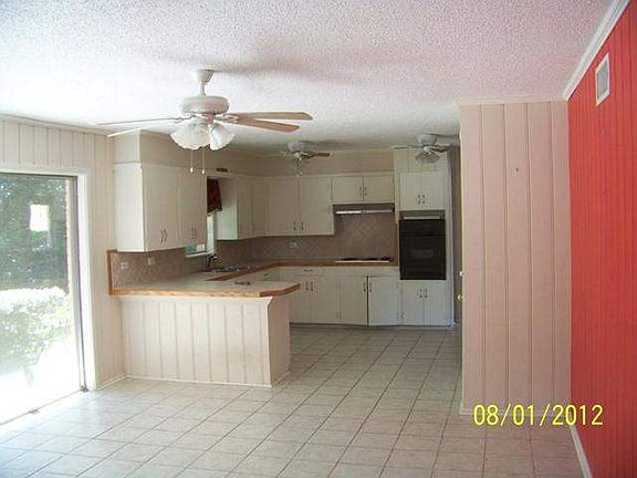 4th image of 510 Fleming Dr
