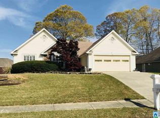 233 Leaf Ln, Alabaster, AL 35007