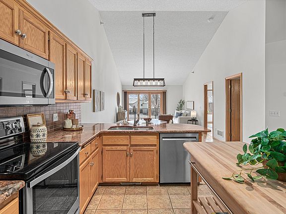 4th image of 5540 Nathan Ln N APT 2