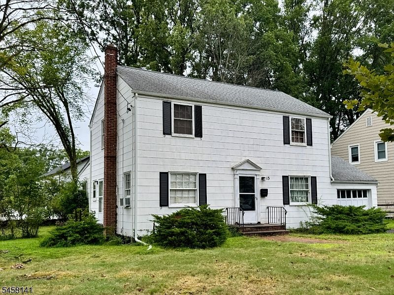 1st image of 13 Wellington Rd