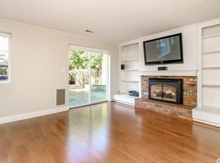 11819 104th Ave NE #1, Kirkland, WA 98034