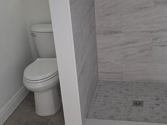5th image of 6711 45th Ave W #C