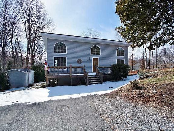5th image of 102 Lake Pine Dr