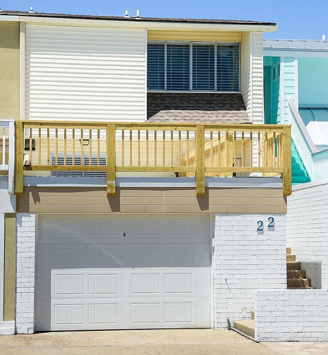 1st image of 415 Gulf Shore Dr Unit 22