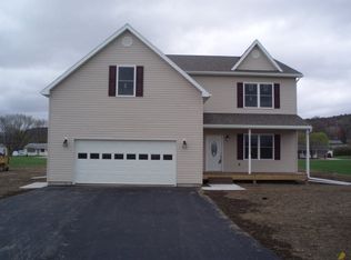 31 Brookwood Hills Dr, Horseheads, NY 14814
