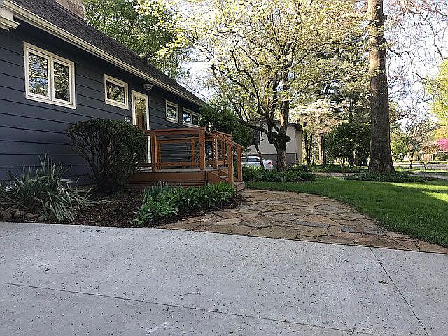 2nd image of 2104 S Vine St