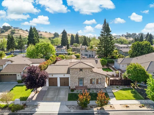502 Longwood Place, Vacaville, CA 95688
