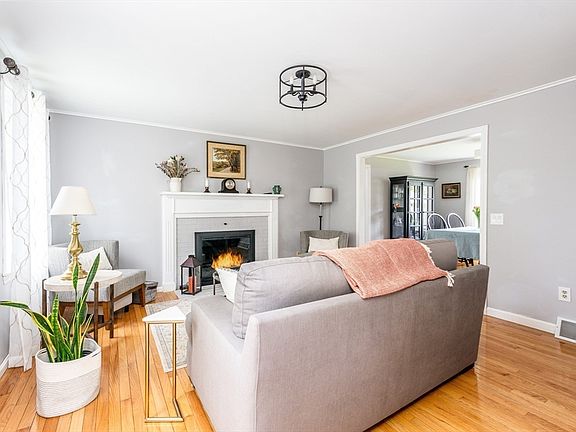 5th image of 61 Angus Way