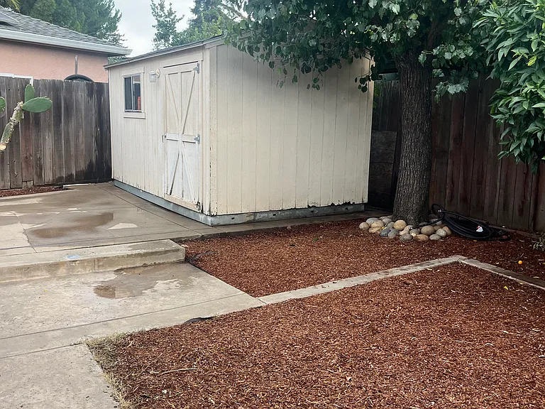 12 Greenwood Ln #1 — Photo 17