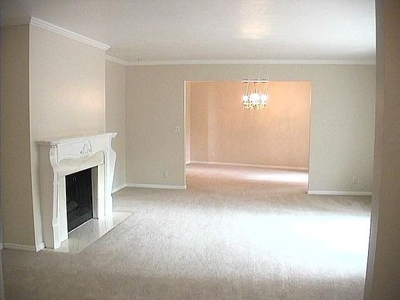 Main level front room/dinning room
