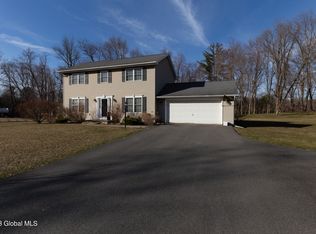 1631 Midstate Ln, Castleton, NY 12033