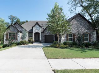 6408 SW Fair View Blvd, Bentonville, AR 72713