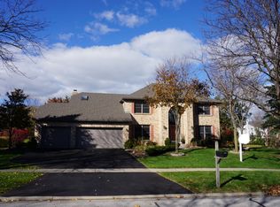 120 Westhaven Cir, Geneva, IL 60134