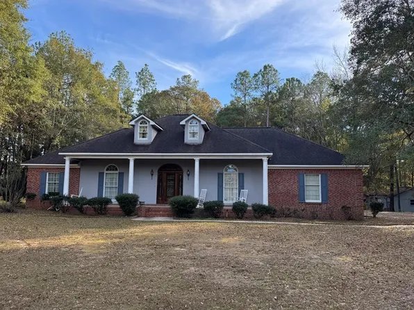 121 Mallard Dr, Troy, AL 36081