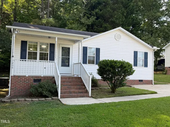 1208 Amberstone Dr, Knightdale, NC 27545