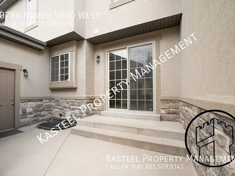 10786 N 5600 W — Photo 29