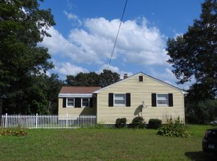 11 Armistice Rd, Tewksbury, MA 01876