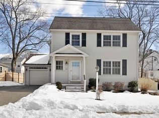 44 Holland St, Winchester, MA 01890