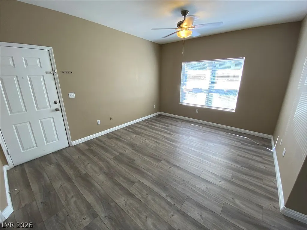 2 bed, 2.0 bath, 937 sqft, $1,500 — Photo 3