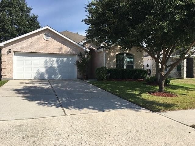 2nd image of 456 Mystic Glen Loop