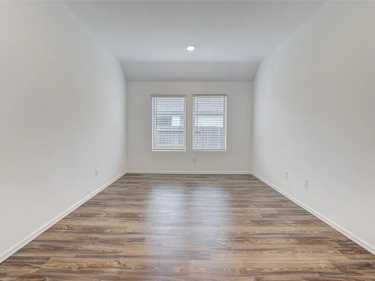 2554 Olivine Stone Dr — Photo 12
