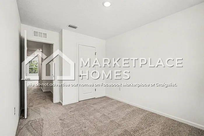 11898 Sylvia St — Photo 22