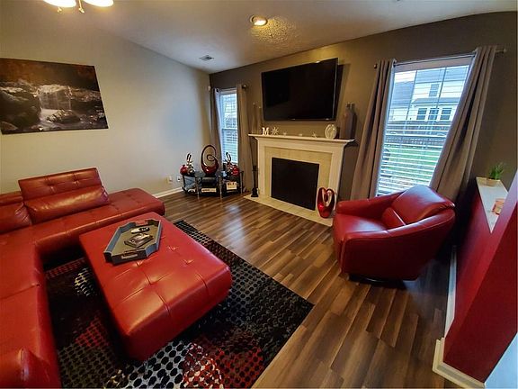 4th image of 1806 Quinn Creek Dr