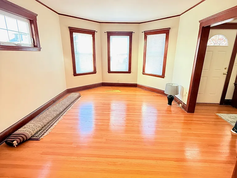 16A Valley St — Photo 3