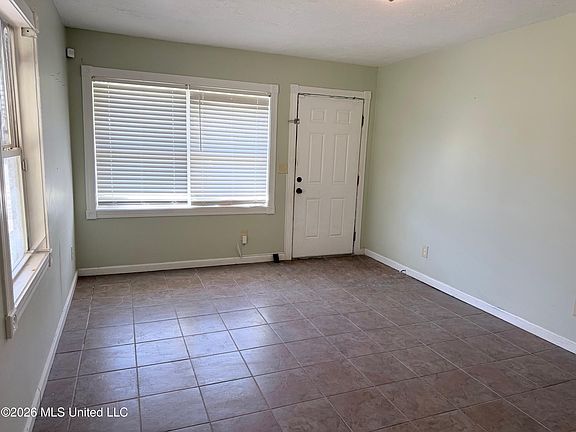 3rd image of 2002 Forrest St