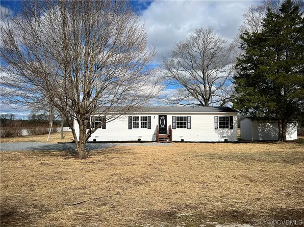 1111 The Forge Rd, Saint Stephens Church, VA 23148