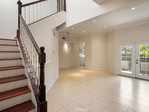 2nd image of 23 Willowcrest Ln
