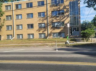 616 10th Ave SE #205, Minneapolis, MN 55414