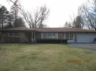 65 Briarwood, Terre Haute, IN 47803
