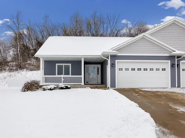 W6441 Oakwood CIRCLE, Holmen, WI 54636